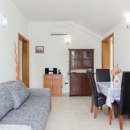 Vila Lukrecija Apartamento Drače Exterior foto