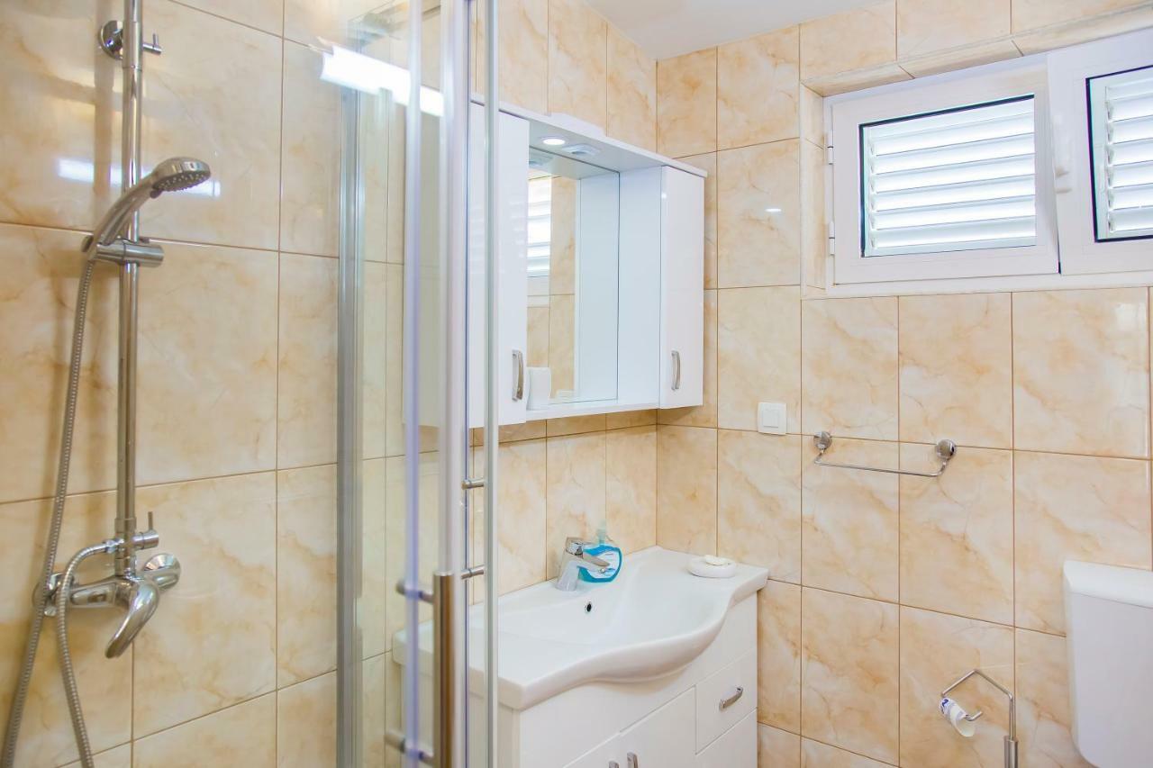 Vila Lukrecija Apartamento Drače Quarto foto